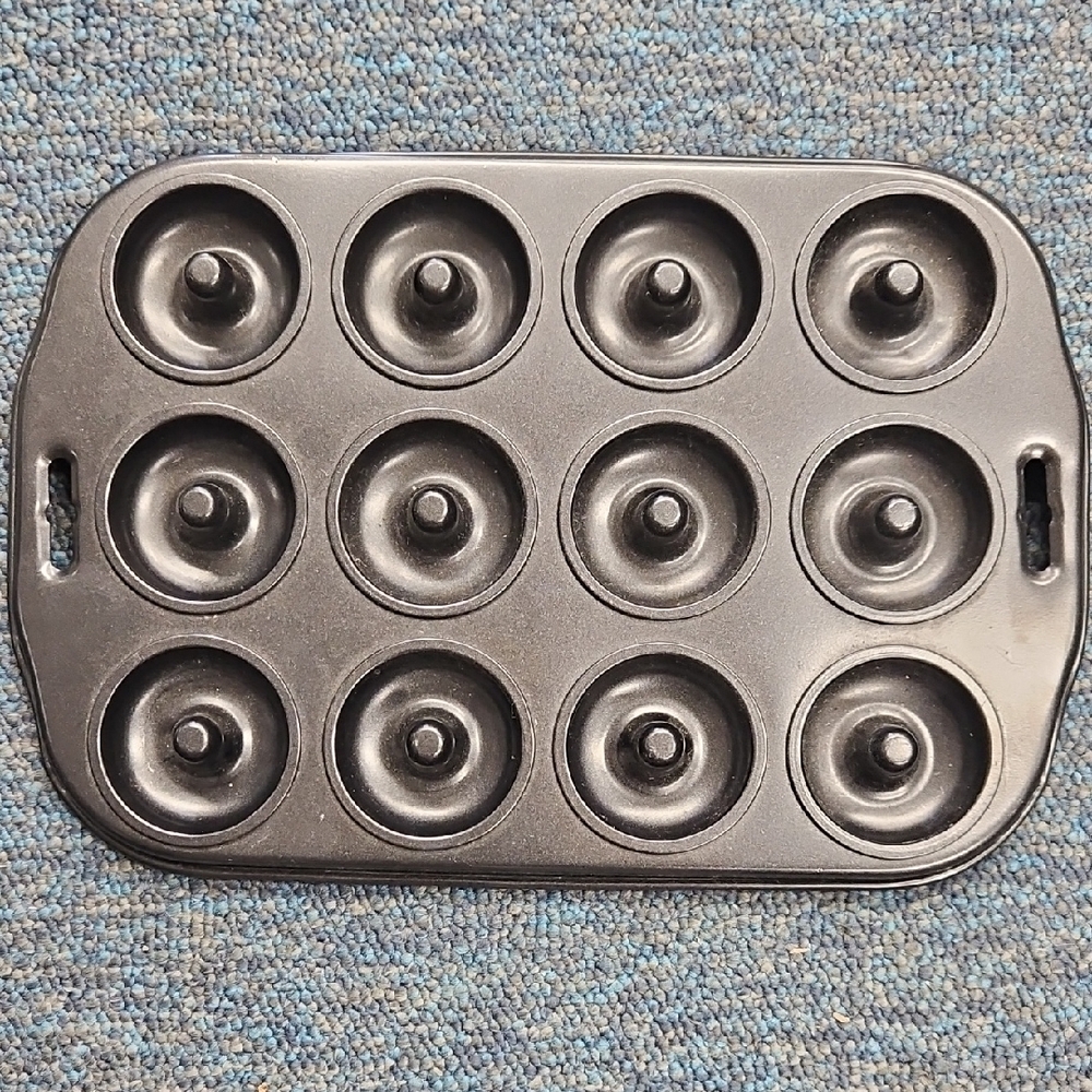 Nonstick Mini Donut Pan.